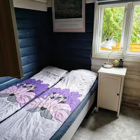 Charmerende Norsk Bjaelkehytte Med Fibernet Slagelse